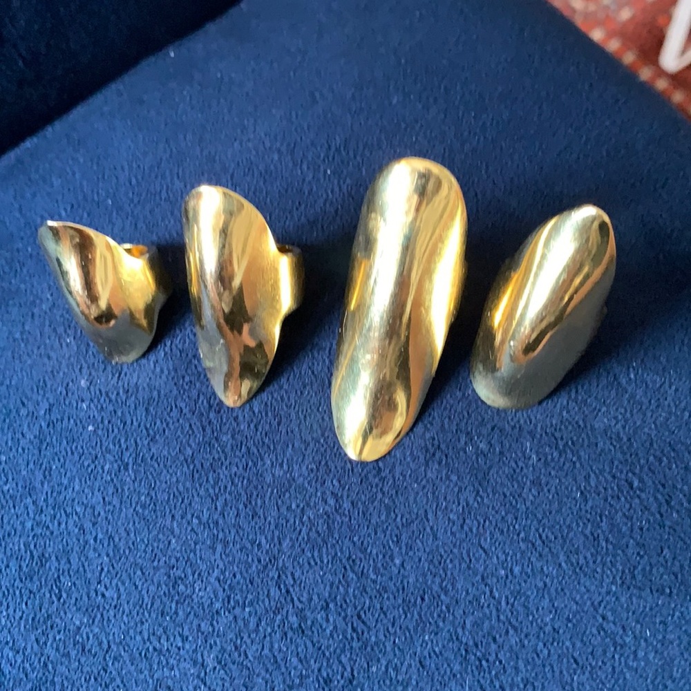 Set of rings size size 6 smaller one is size 5